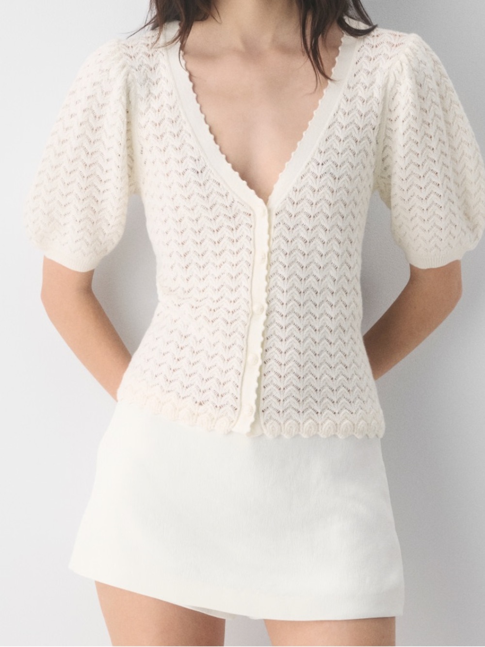 Aritzia Fika Knit Button Front Top Ivory Size Small